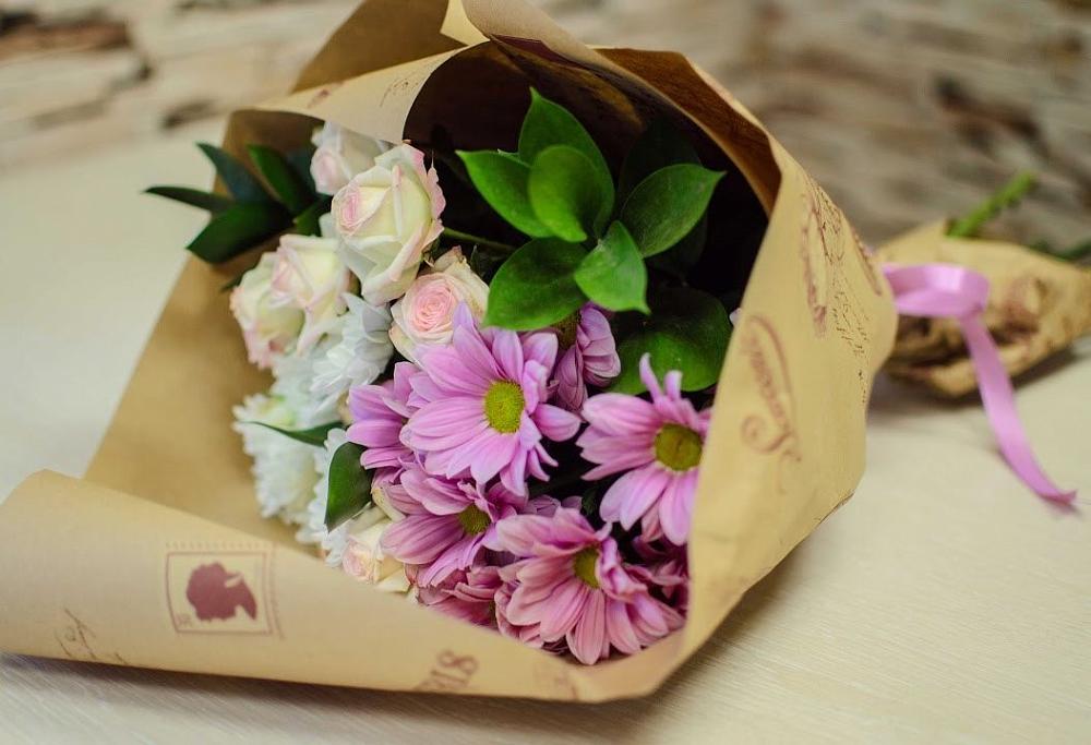 Букет цветов из: Розы и Хризантемы в Нарткале