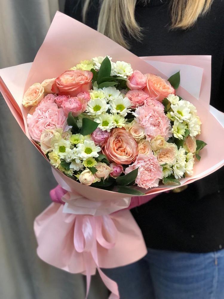 Букет цветов из: Гвоздики, Розы и Хризантемы в Нарткале