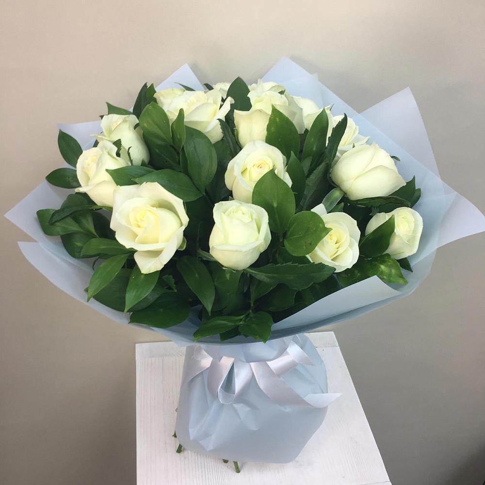 Букет 15 Белых роз Проуд в Нарткале