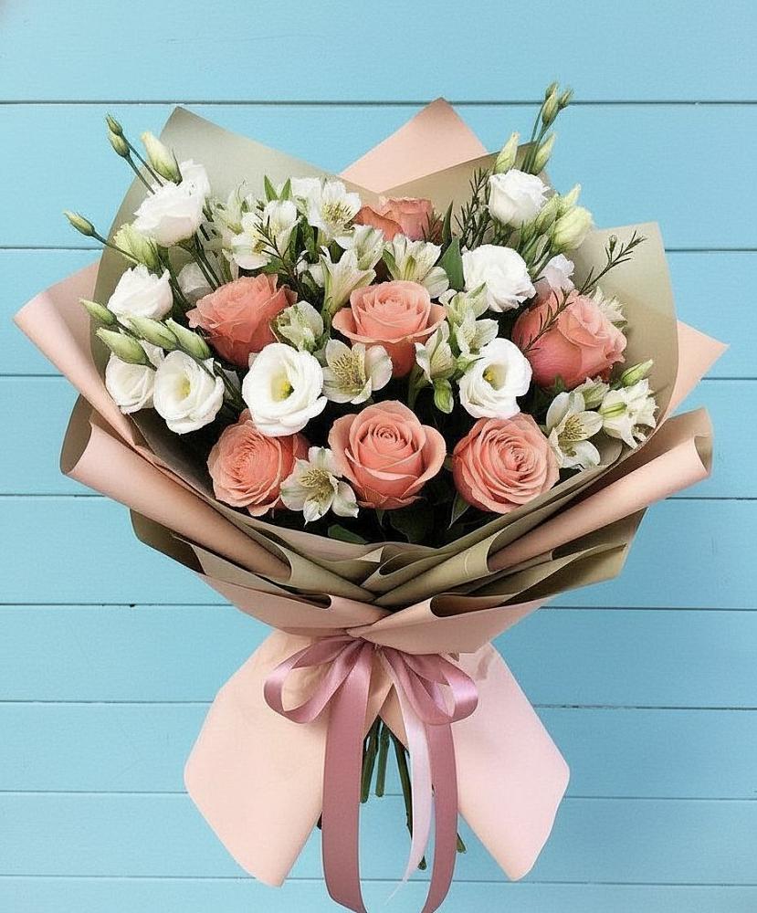 Букет цветов из: Розы, Альстромерии и Лизиантусы в Нарткале