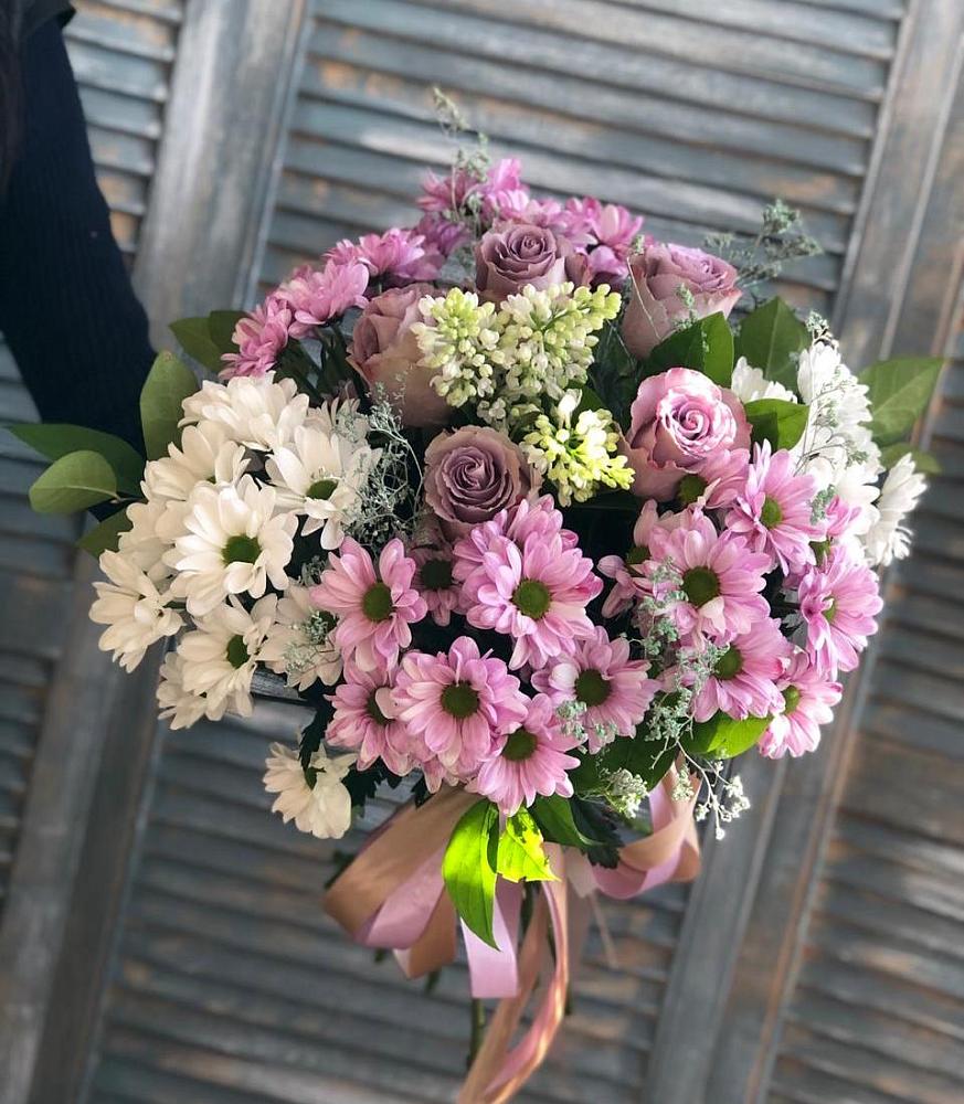 Букет цветов из: Хризантемы и Розы в Нарткале