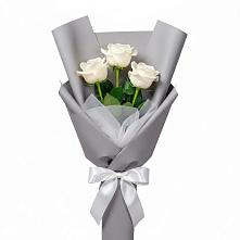 Букет 3 белые розы в Нарткале