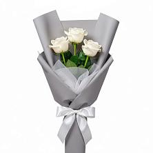 Букет 3 белые розы в Нарткале