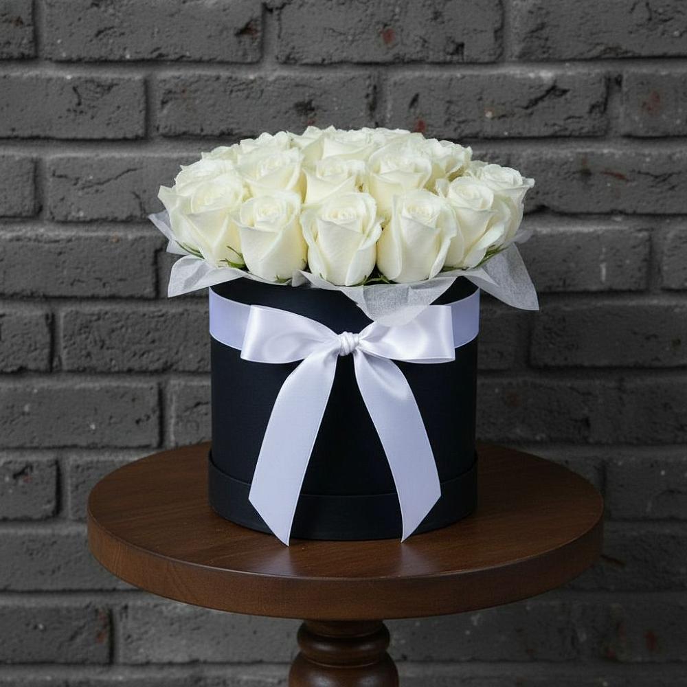 Цветочная композиция из Розы в шляпной коробке в Нарткале