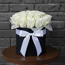 Цветочная композиция из Розы в шляпной коробке в Нарткале